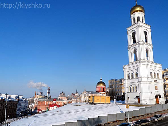 Иверский женский монастырь. Церковь Николая Чудотворца в колокольне монастыря Иверский женский монастырь. Церковь Николая Чудотворца в колокольне монастыря